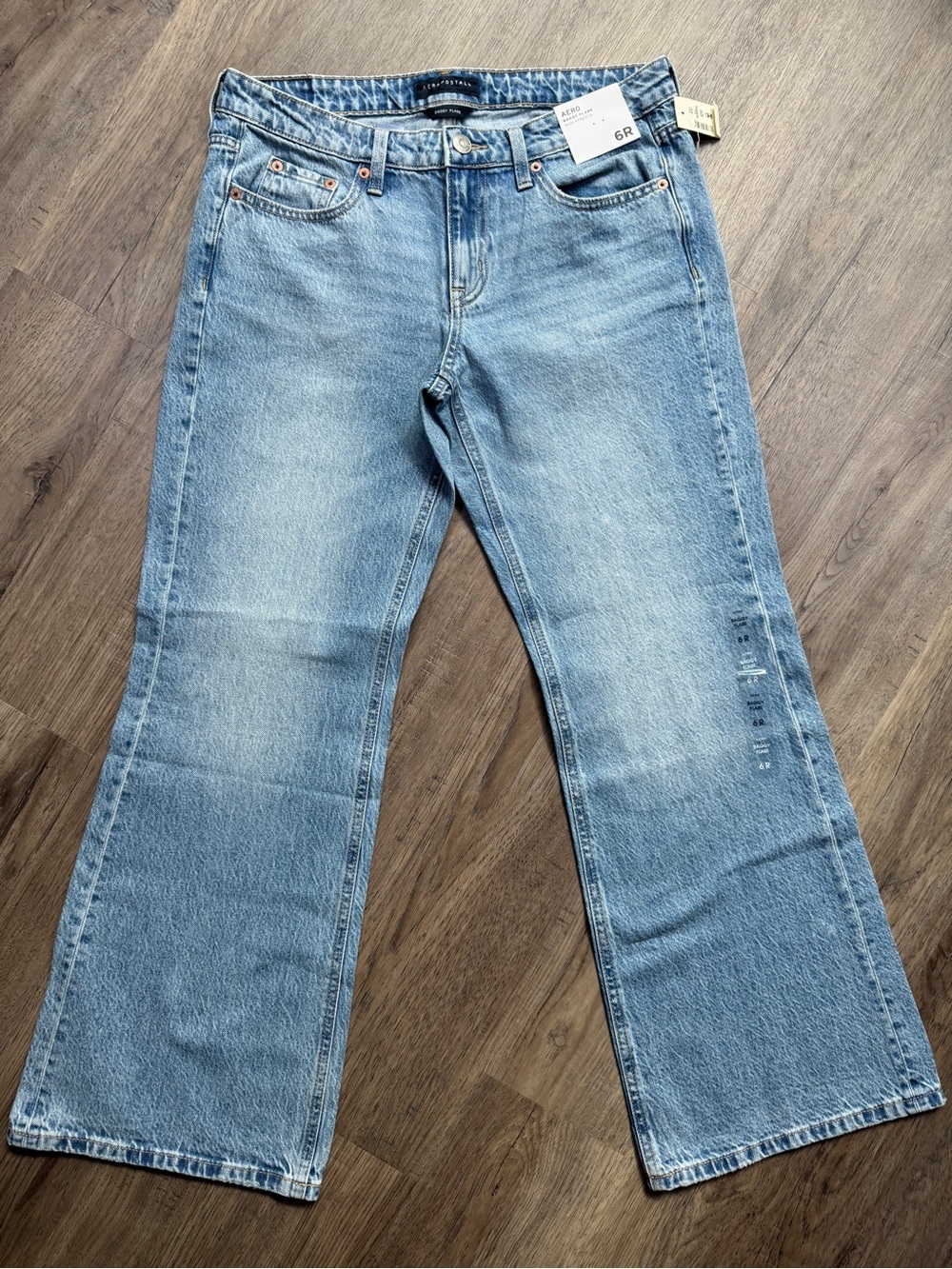 Aeropostale Baggy Flare Non Stretch Jeans - Brand New - Size 6 Reg